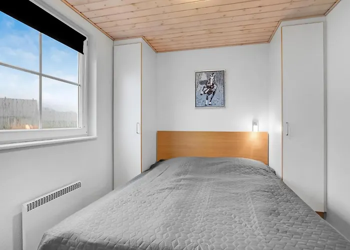 Holiday home Cozy In With Wifi *